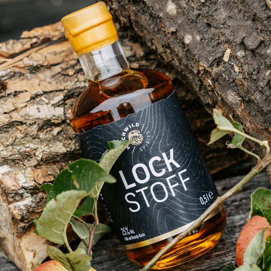 Hochwild Spirtis Lockstoff, Brandy-basierter Likör für echte Jäger.