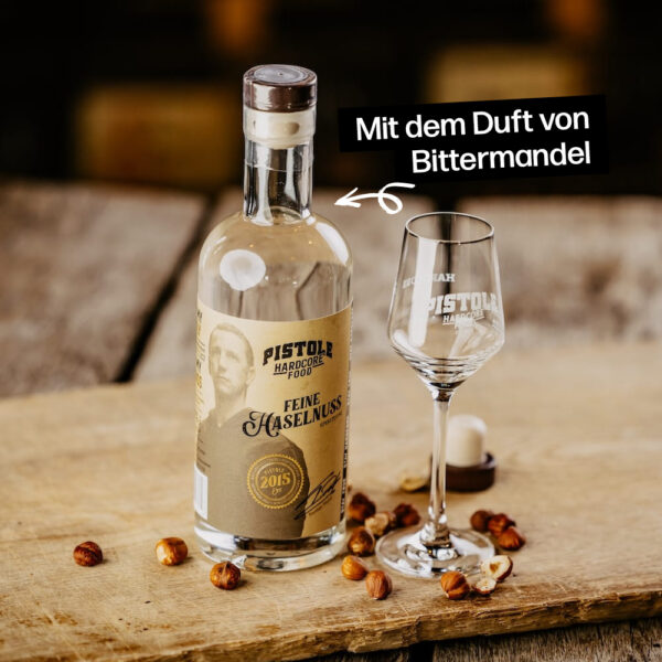 Haselnuss Obstler mit Duf von Bittermandel