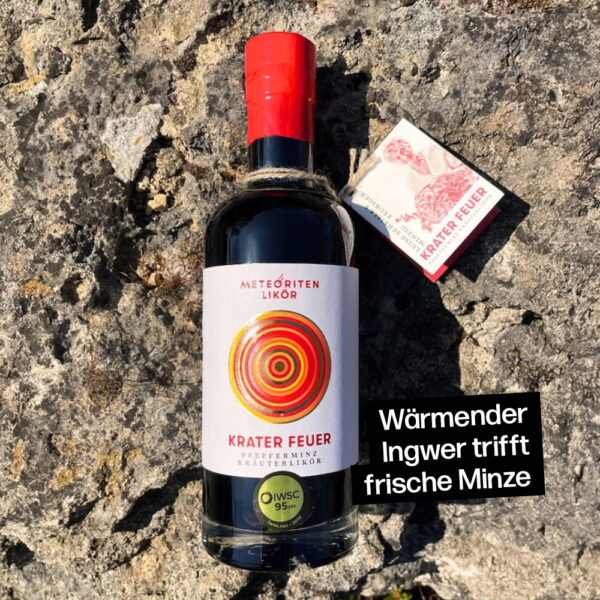 Pfefferminz Kräuterlikör mit wärmendem Ingwer und frischer Minze