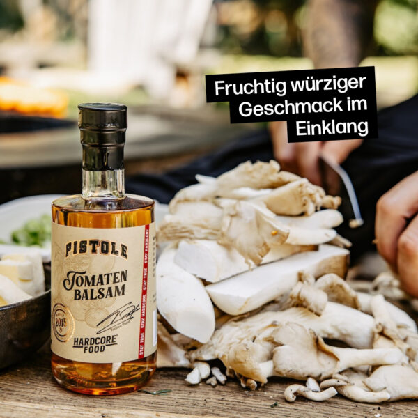 Tomaten Balsamesssig mit fruchtig würzigem Geschmack im Einklang