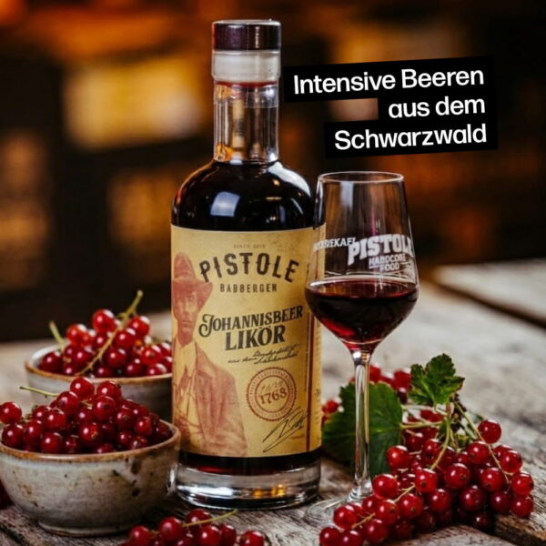 Johannisbeer Likör mit intensiven Beeren aus dem Schwarzwald